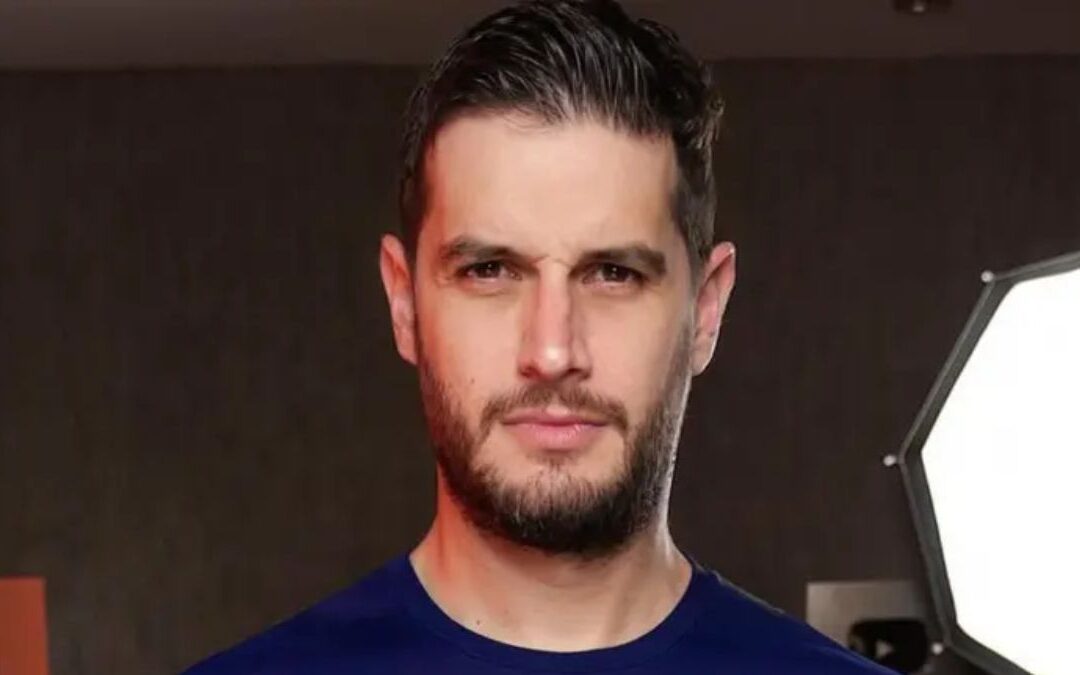 Adrián Marcelo: Aceptando su Psicopatía y Sociopatía en un Revelador Análisis