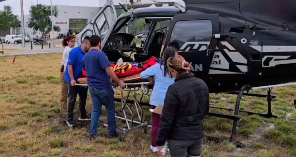 Bebé Herido en Encarnación de Díaz: Disparo Accidental en su Hogar