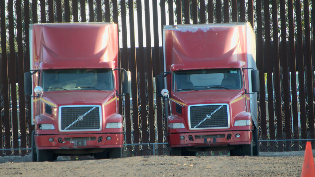 Escuelas de Camiones en la Mira: Departamento de Transporte Amenaza con Revocaciones por Fraude