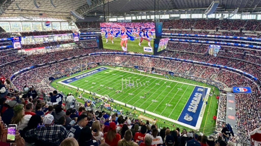 El Partido Chiefs vs Cowboys: El Juego Más Visto de la Temporada Regular con Más de 55 Millones de Espectadores