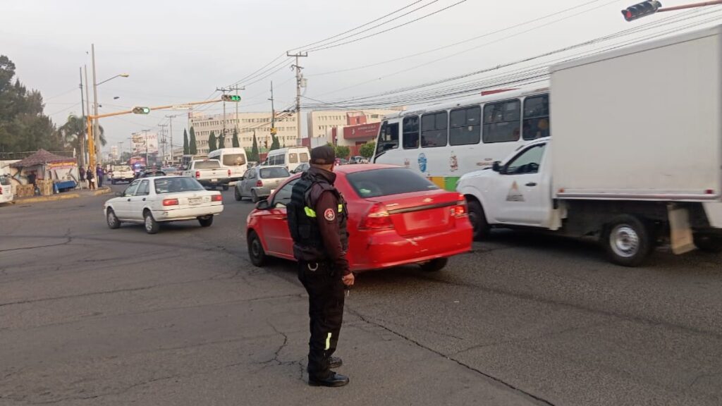 Hoy No Circula en CdMx y Edomex: Restricciones Vehiculares para el 5 de diciembre de 2025