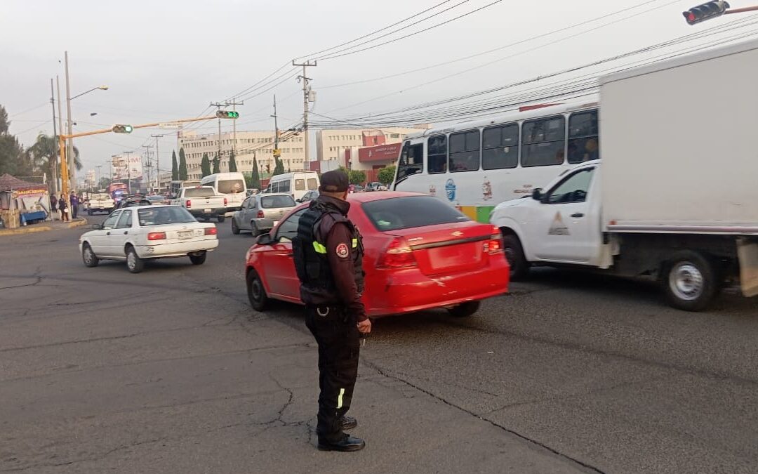 Hoy No Circula en CdMx y Edomex: Restricciones Vehiculares para el 5 de diciembre de 2025