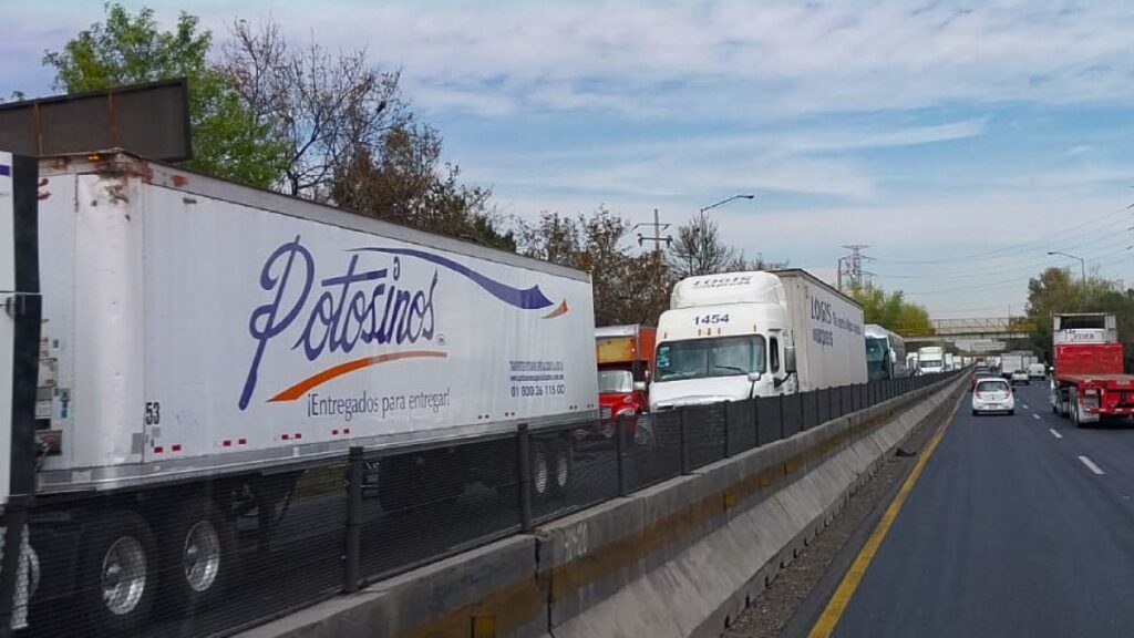 Actualizaciones en Vivo: Autopista México-Querétaro – Noticias, Choques y Cierres Viales