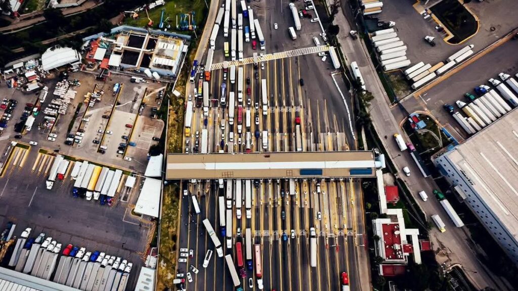 Autopista México-Querétaro: Actualizaciones en Vivo y Cierres Viales del 7 de Diciembre