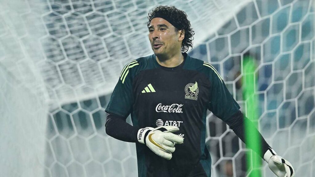 Ochoa: El Guardameta que Saldrá a Brillar en el Mundial contra Sudáfrica