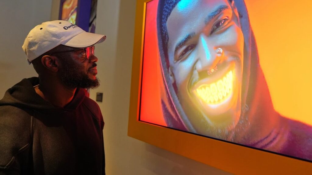 Comediantes Integran Herramientas de IA Sin Perder el Control del Espectáculo