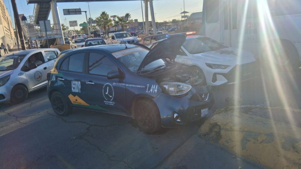 Accidente de tráfico en Gómez Palacio: Conductor pierde el control y huye del lugar