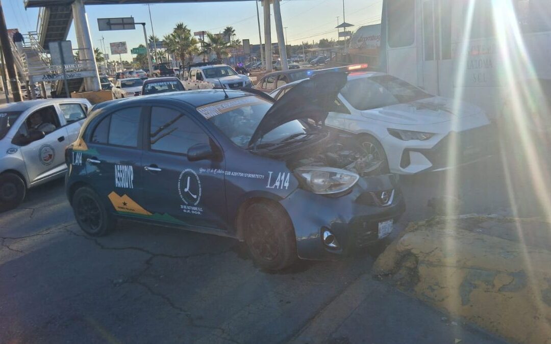 Accidente de tráfico en Gómez Palacio: Conductor pierde el control y huye del lugar