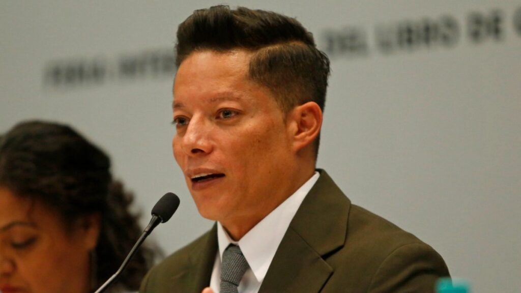 Desapariciones en Phoenix: Víctor Ornelas aborda el reclutamiento en su nuevo libro en la FIL 2025