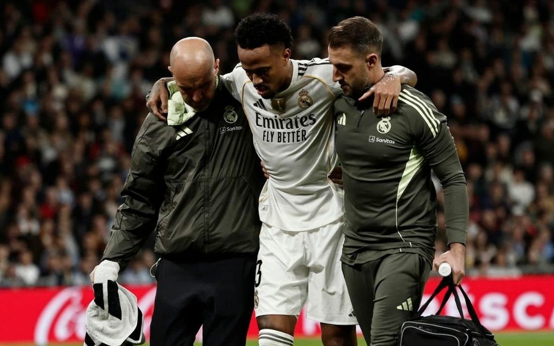 Militao sufre una grave lesión y será baja del Real Madrid por cuatro meses