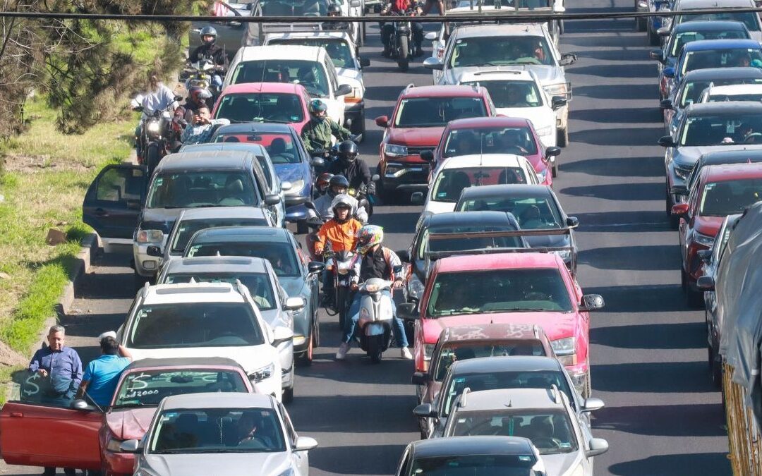 Hoy No Circula: Descubre las Restricciones Vehiculares en CdMx y Edomex para el 6 de diciembre de 2025