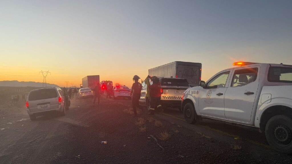 Accidente de tráfico: Mujer fallecida en volcadura en la carretera Torreón-Saltillo