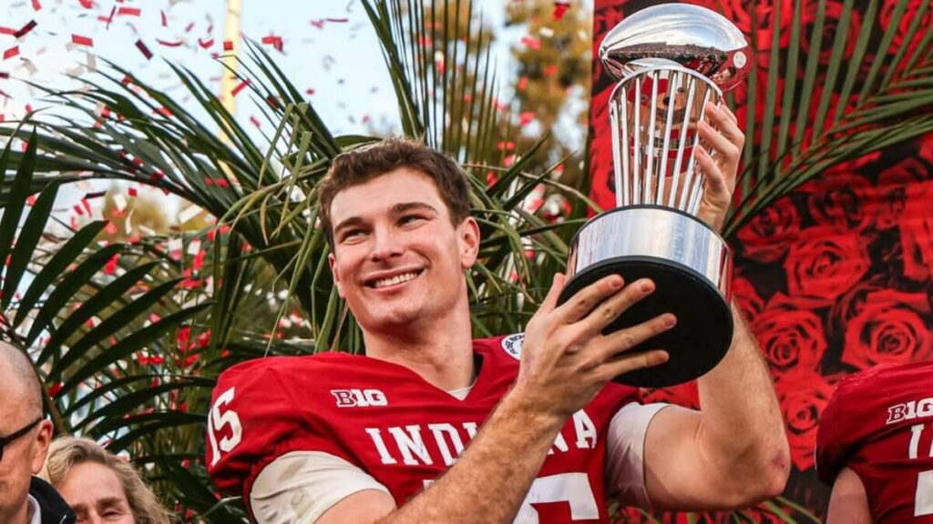 Fernando Mendoza: El QB que podrĂa transformar el futuro del fĂștbol americano y llegar a Las Vegas Raiders